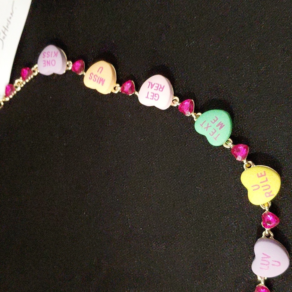 BETSEY JOHNSON  SWEETHEART NECKLACE - Picture 6 of 7